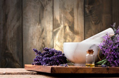 中医推拿就可以快速的调理头痛的情况